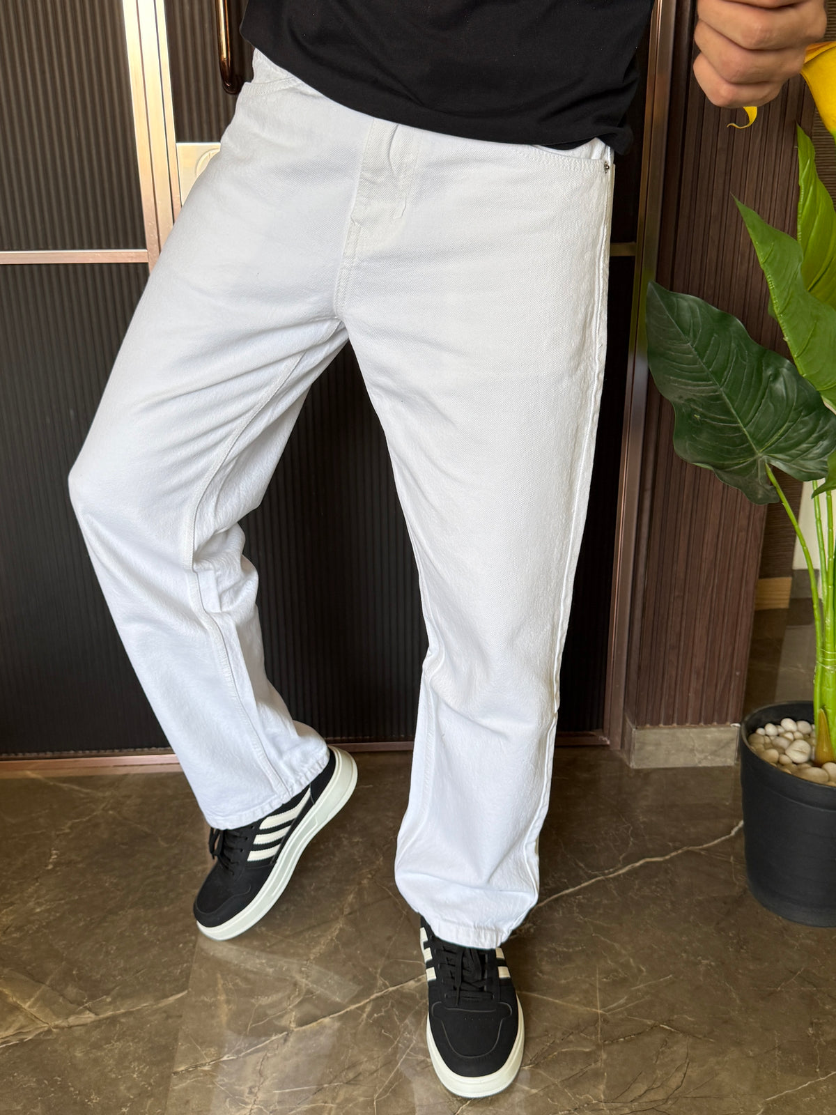 Elastic Waist Baggy White Jeans