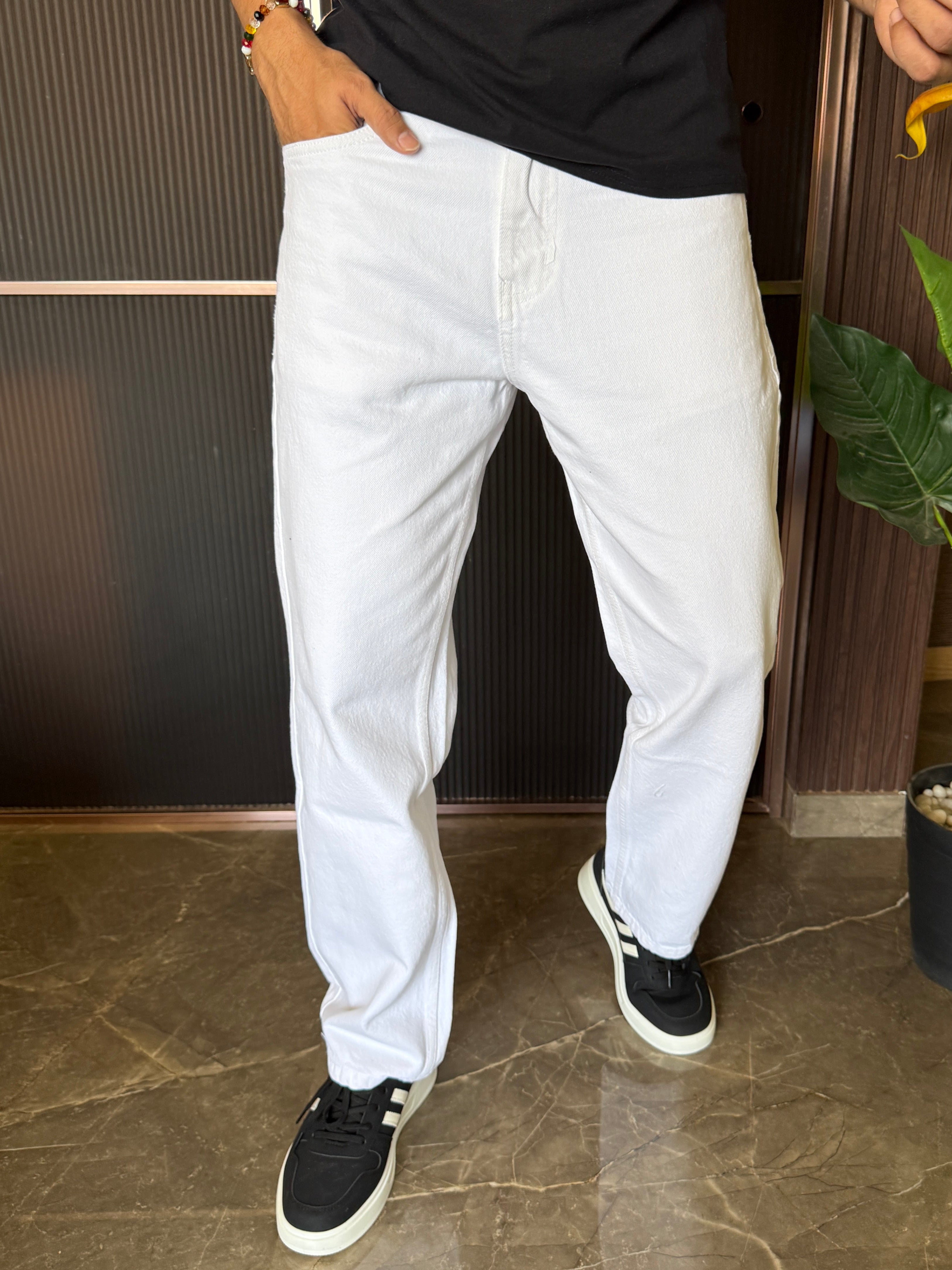 Elastic Waist Baggy White Jeans