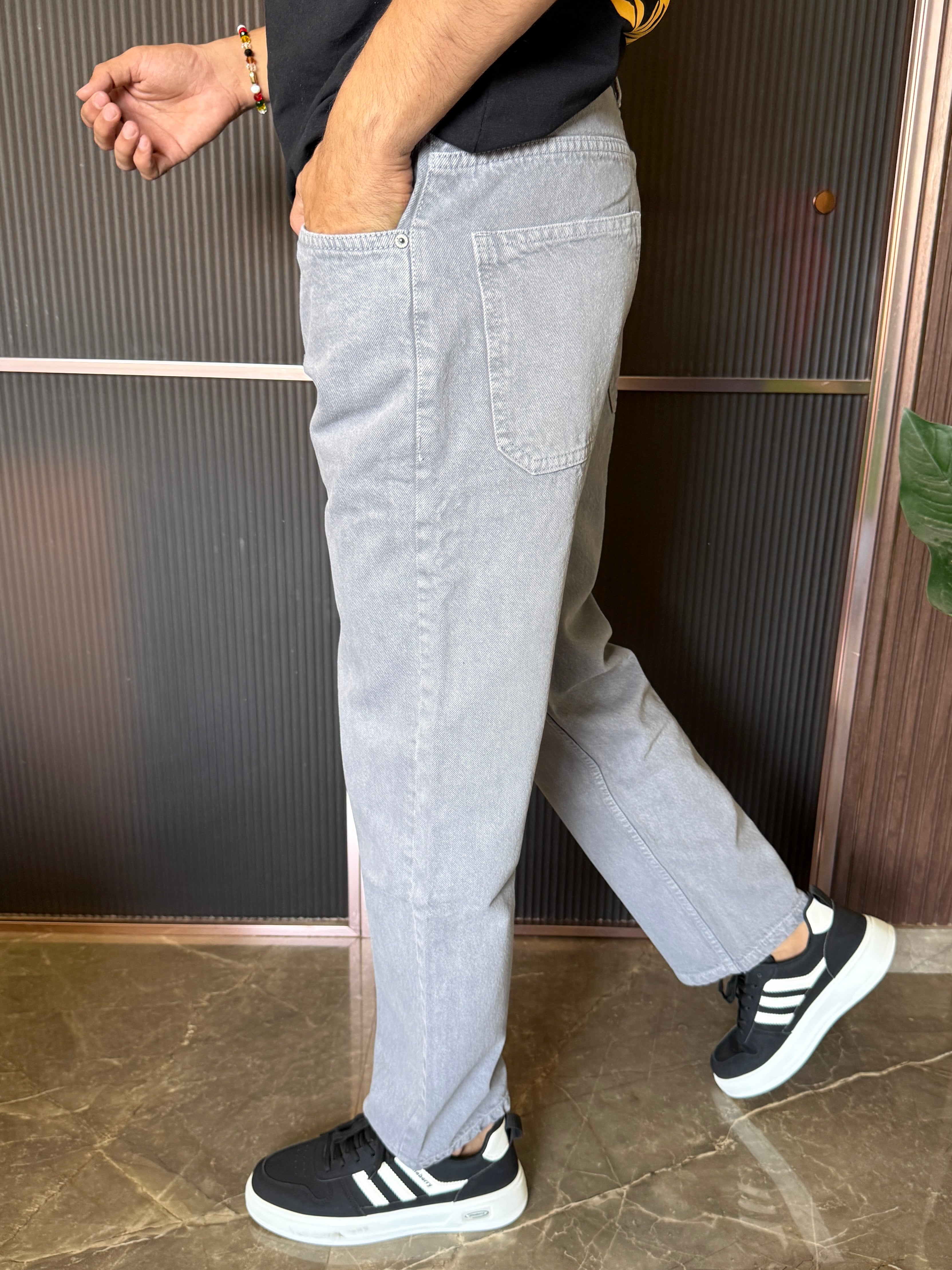 Elastic Waist Baggy Light Grey Jeans