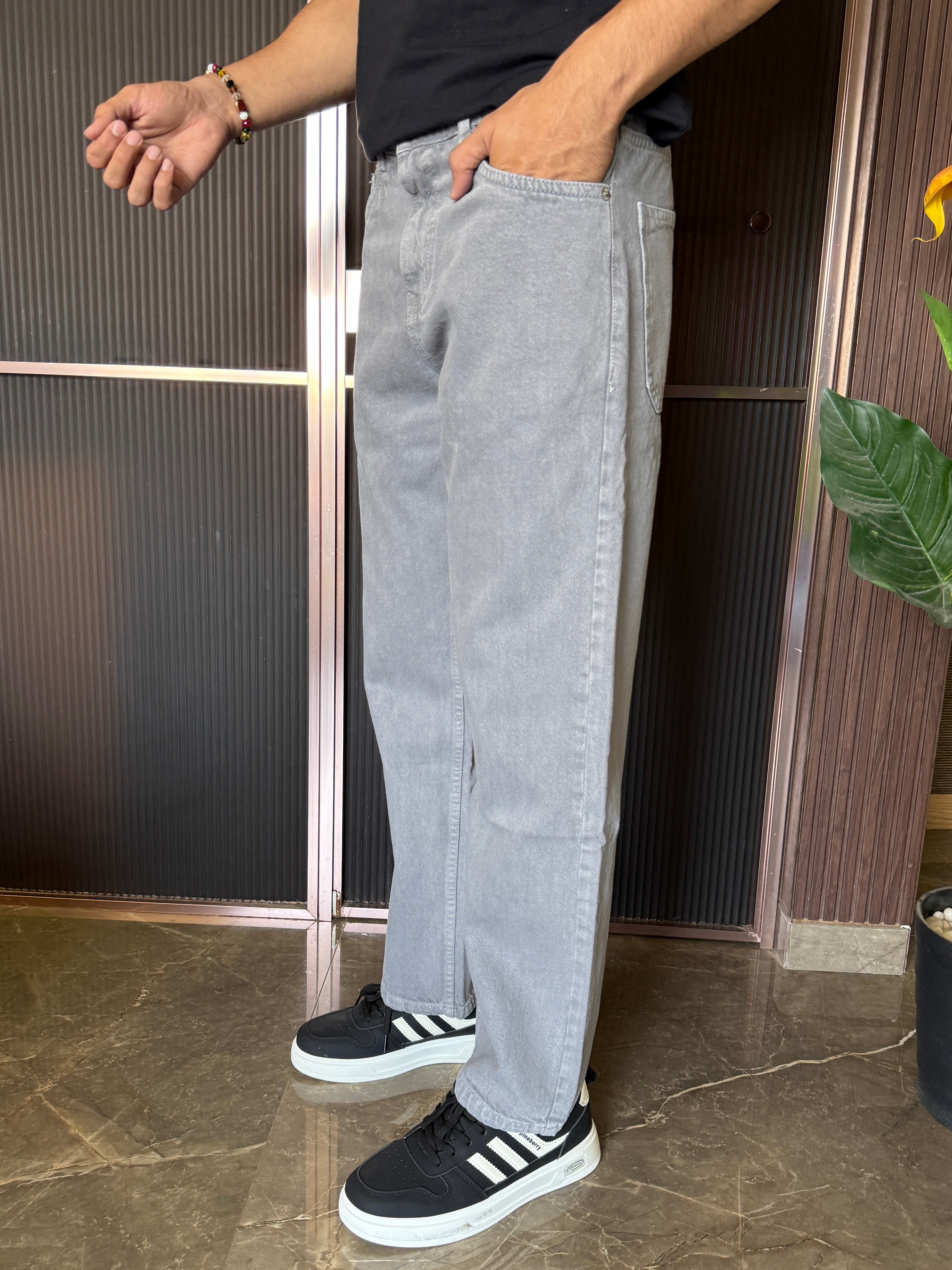 Elastic Waist Baggy Light Grey Jeans