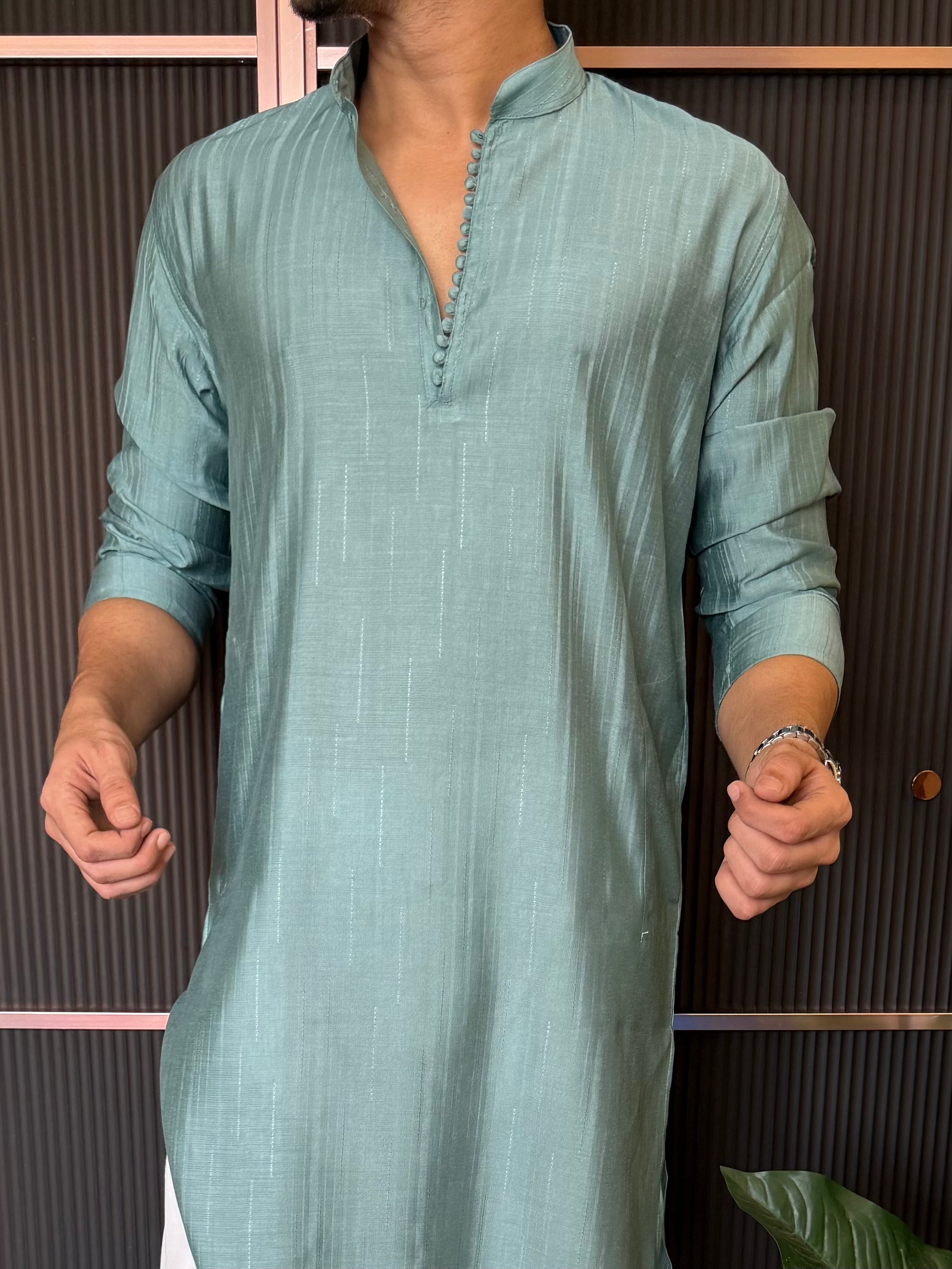 Sleek Button Detailing Bottle Ocean Kurta