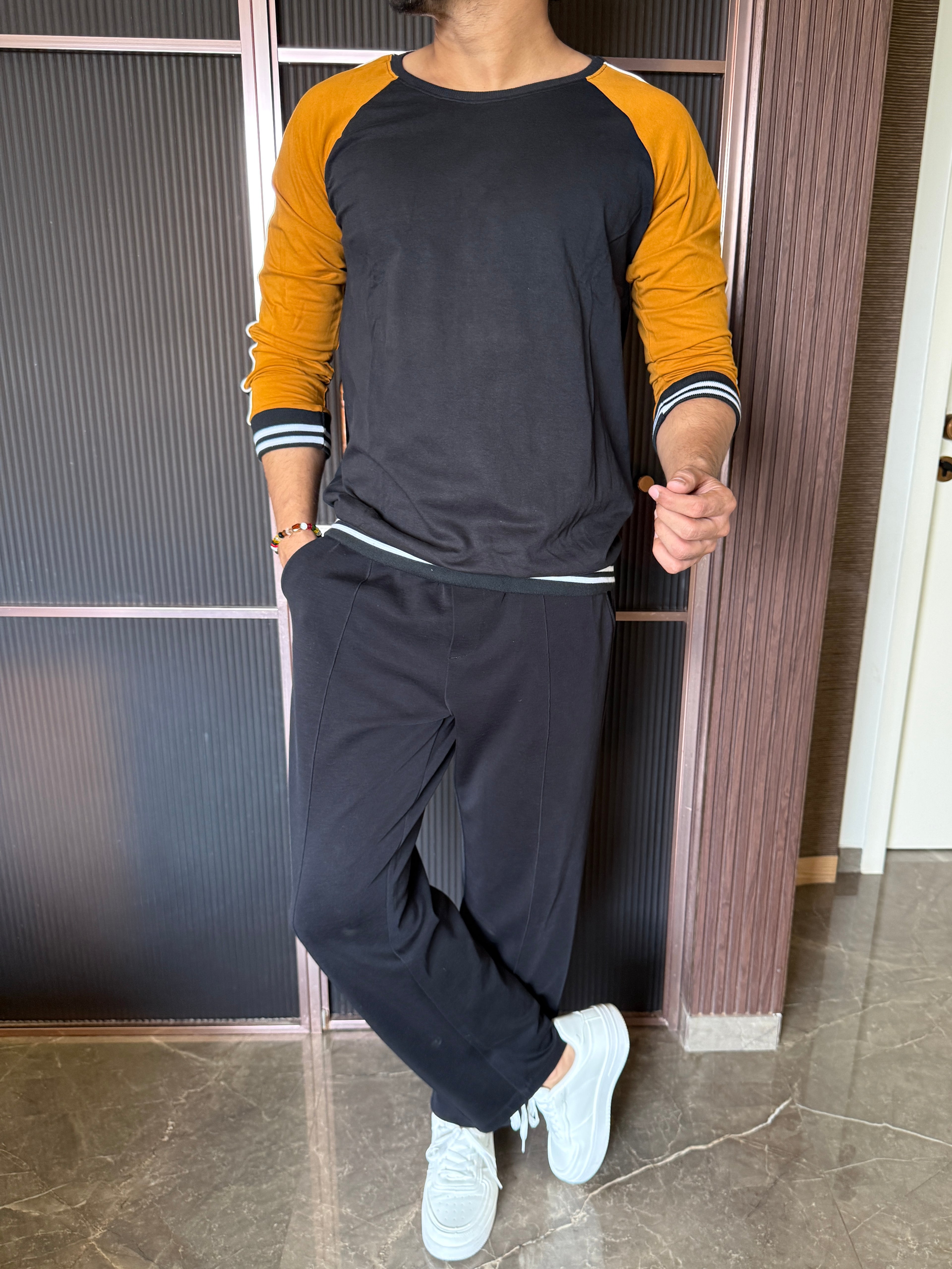 Ribbed Sweatshirt Yellow