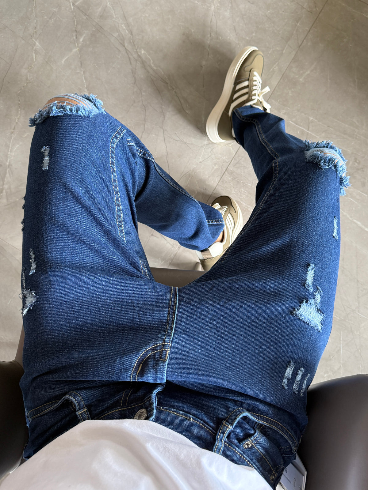 Kings Stretchable Wornout DarkBlue Jeans
