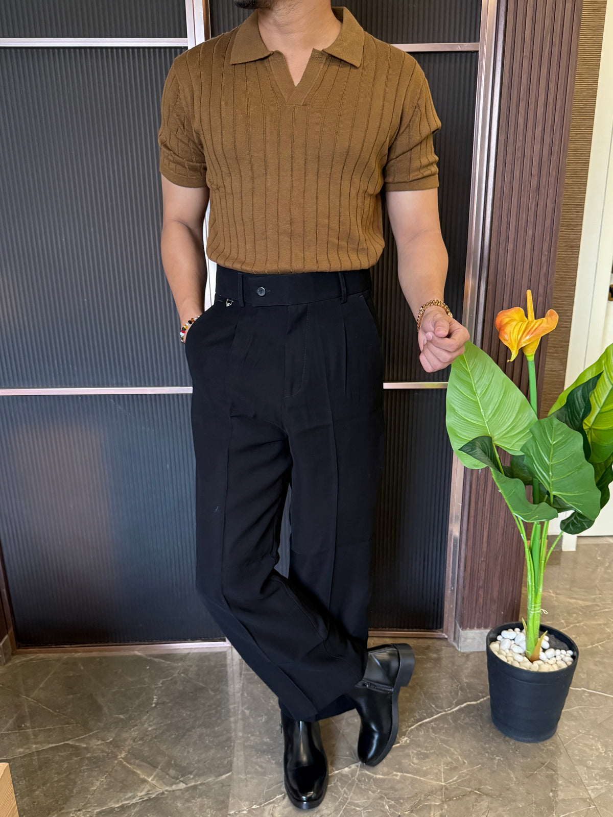 knitted Collar Brown Tshirt