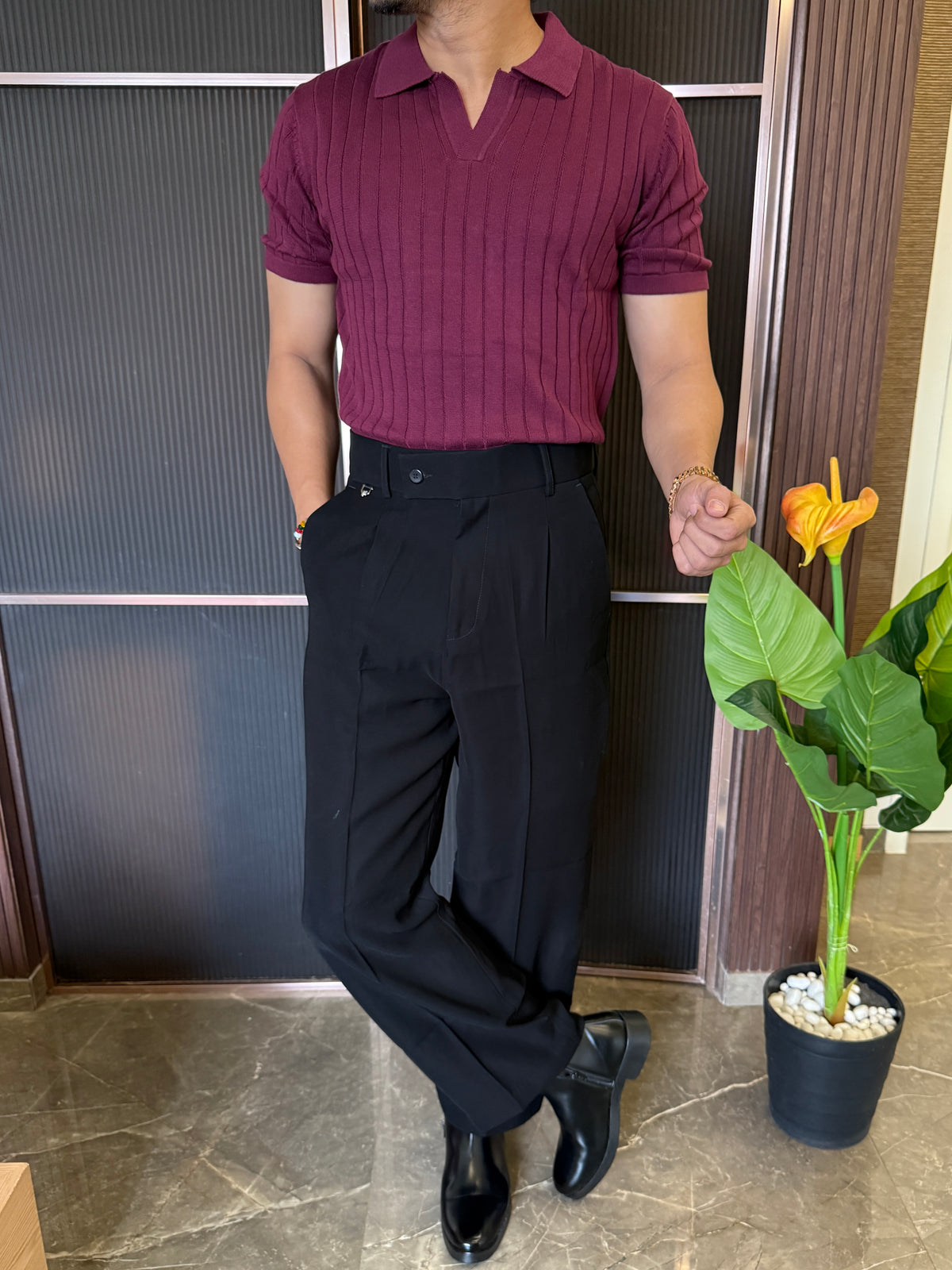 knitted Collar Maroon Tshirt