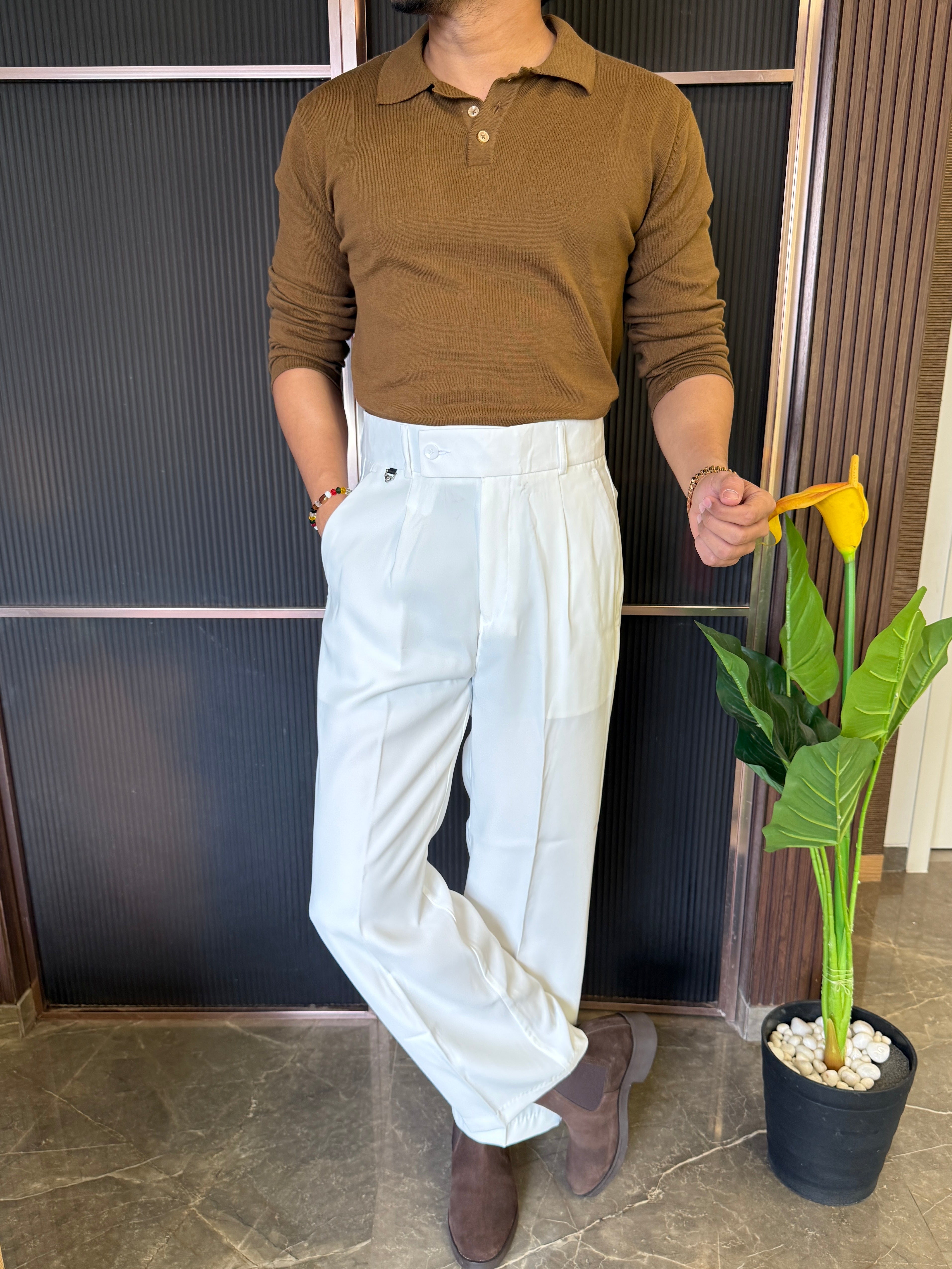 Knitted Collar Camel Fullsleeves