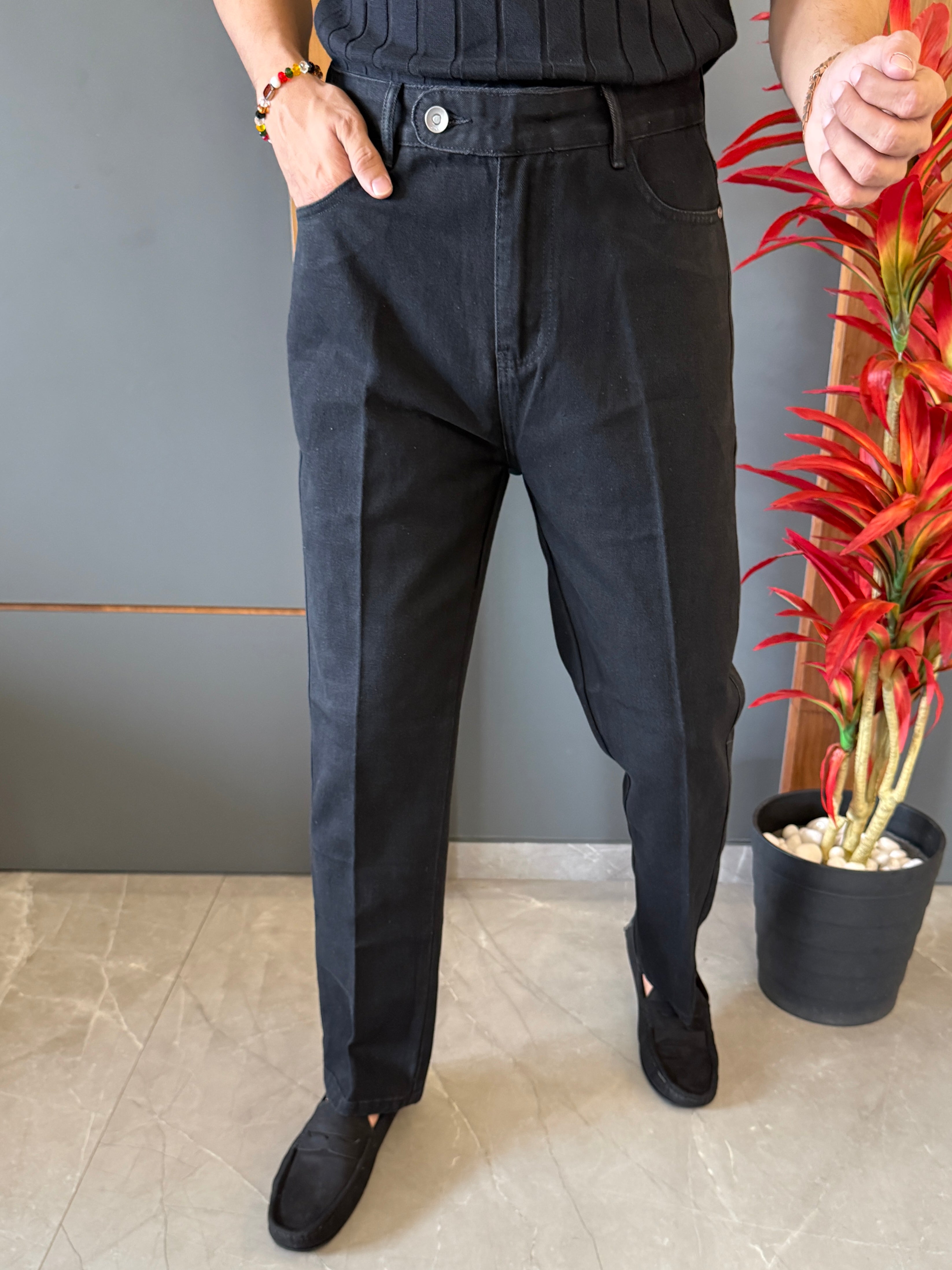 Korean Front Pleated Black Jeans