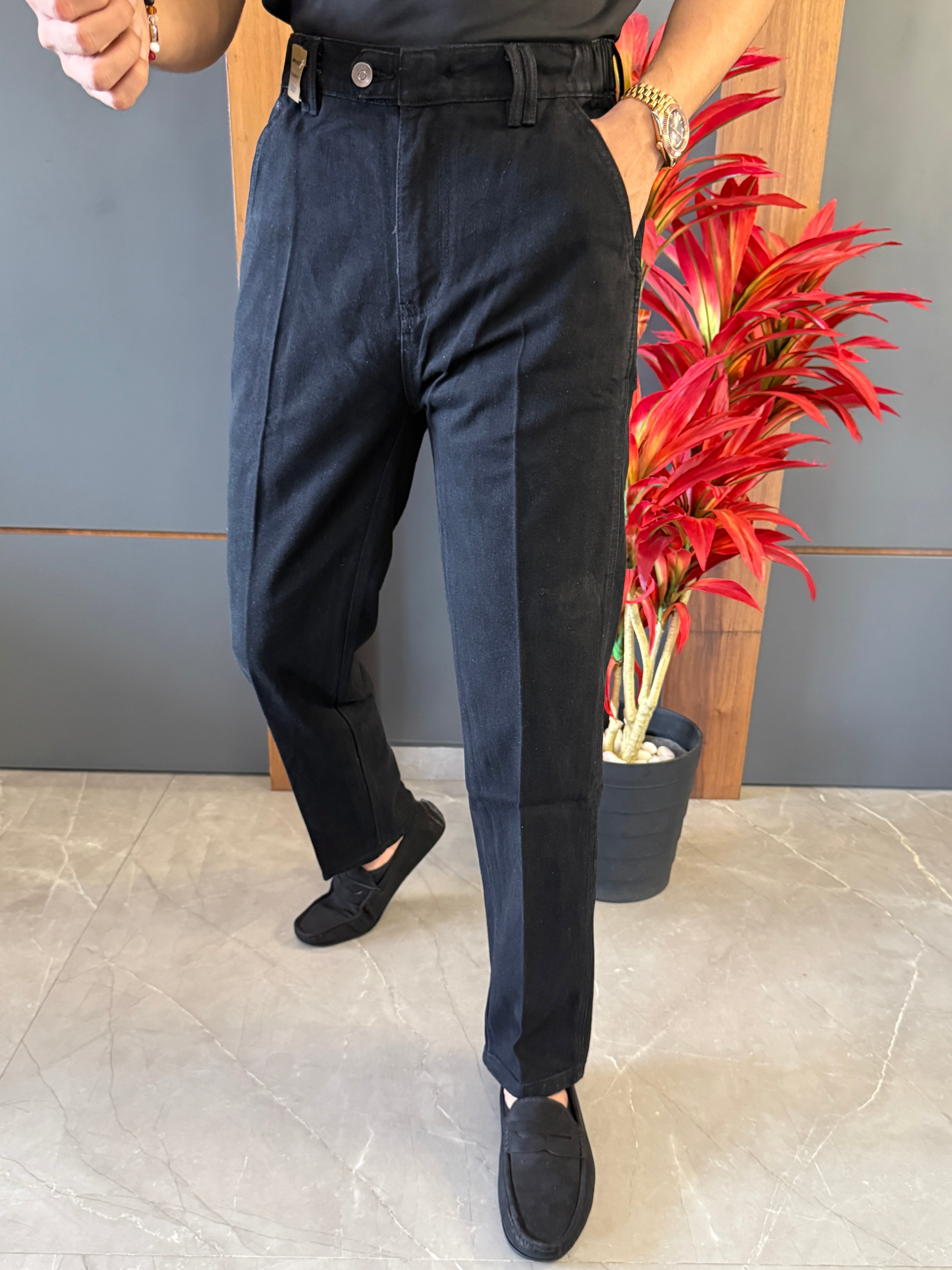 Korean Front Pleated Elastic Black Jeans