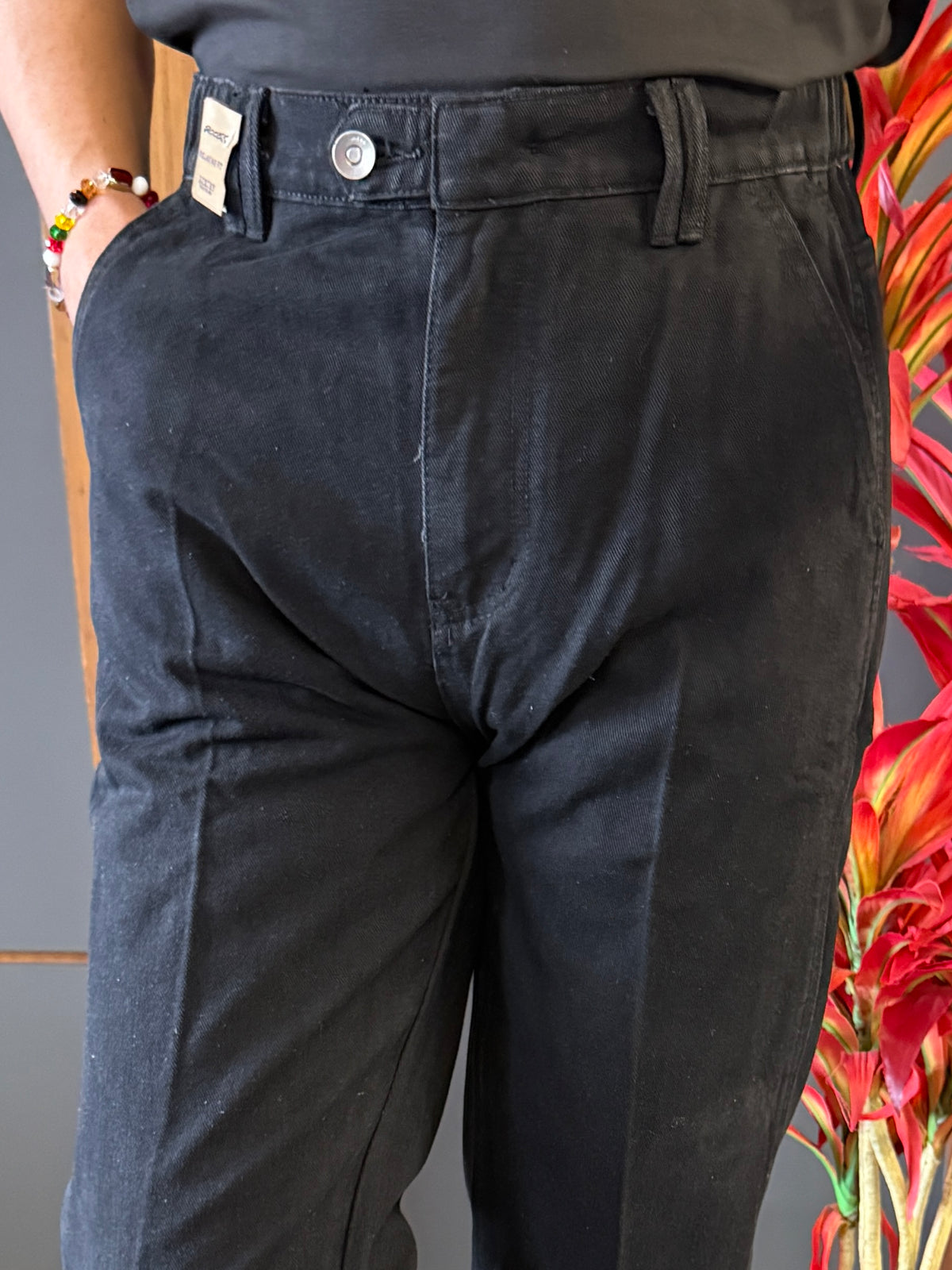 Korean Front Pleated Elastic Black Jeans