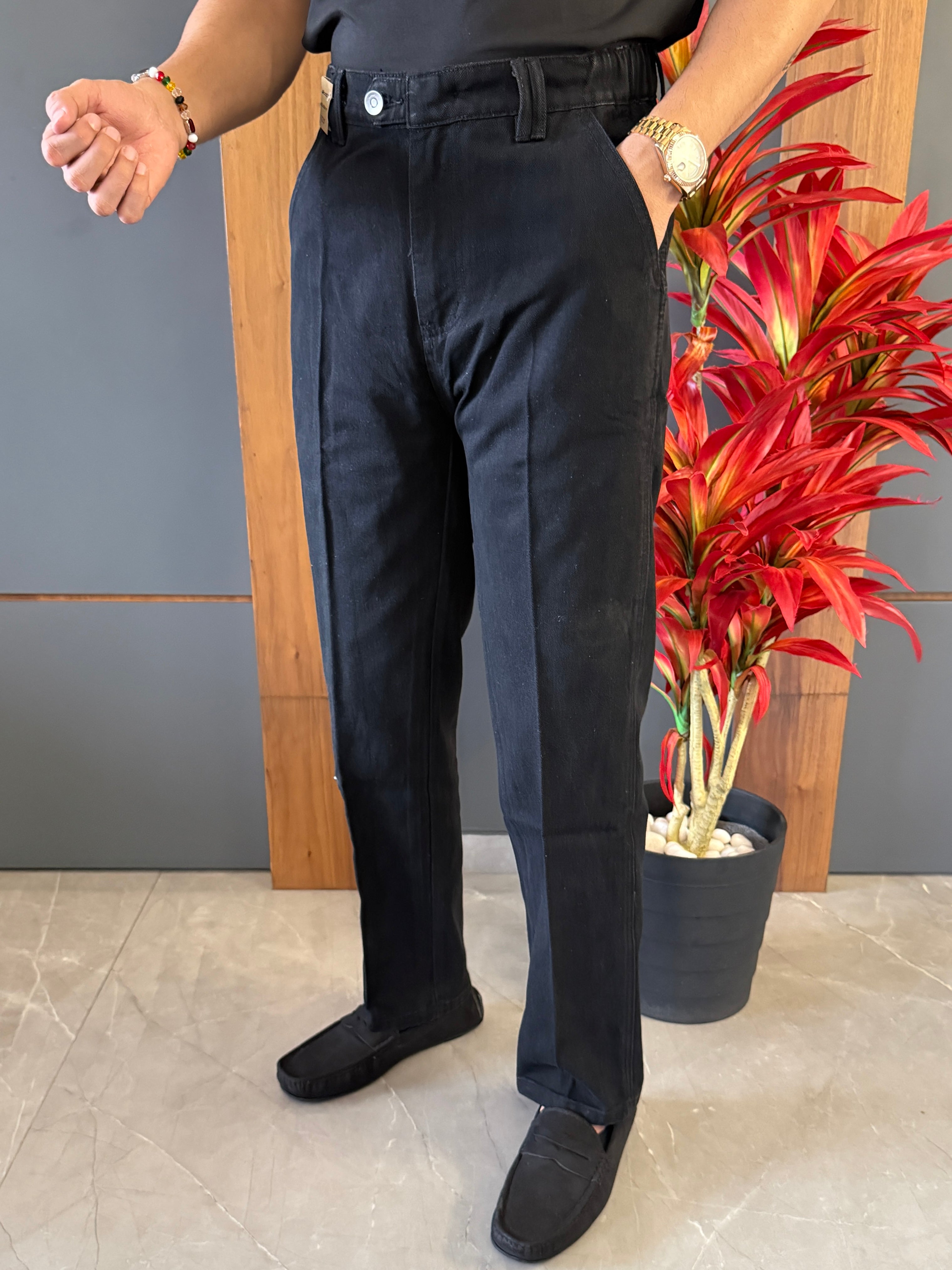 Korean Front Pleated Elastic Black Jeans