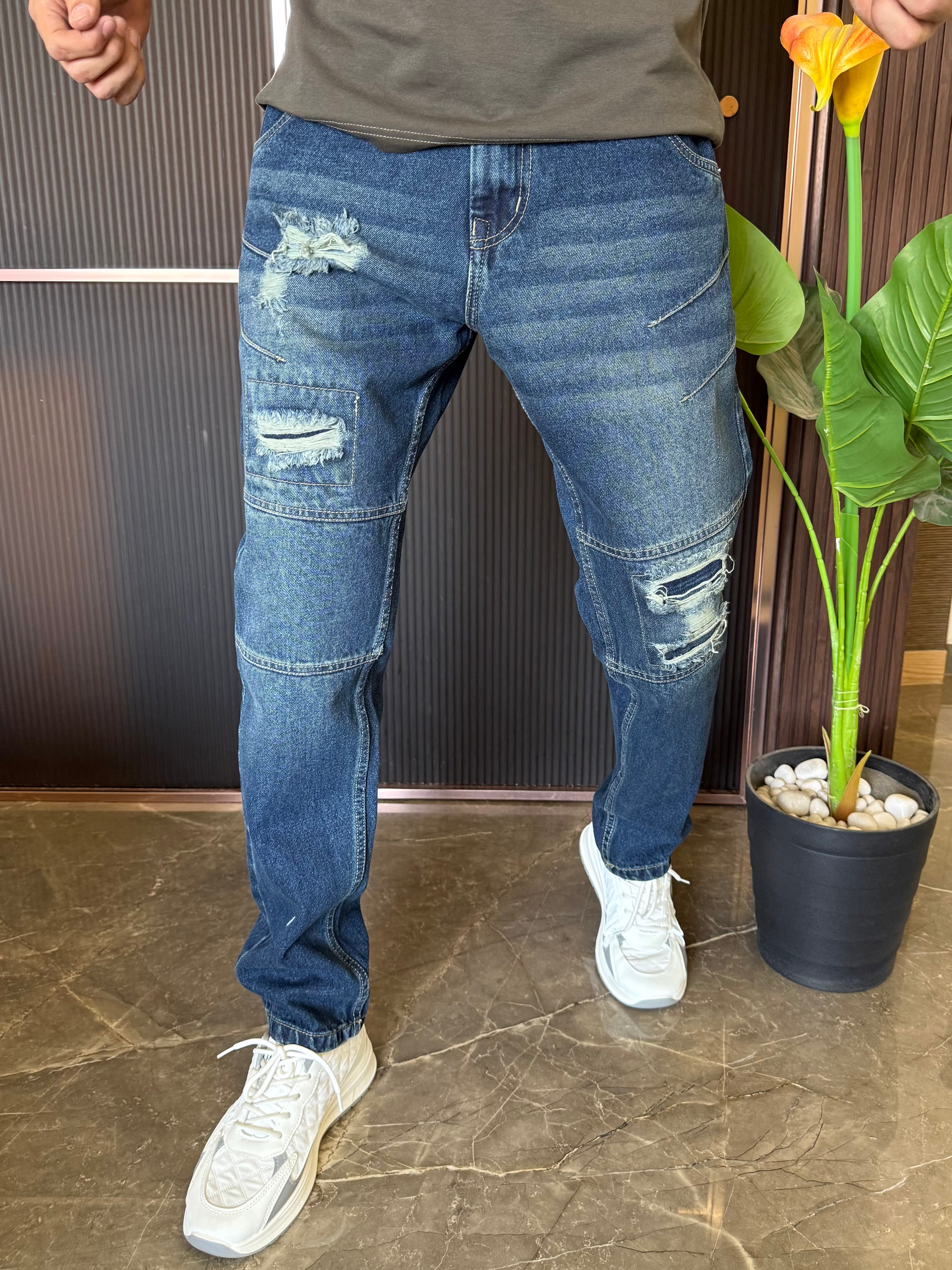 Mom Fit Biker Wornout Green Jeans