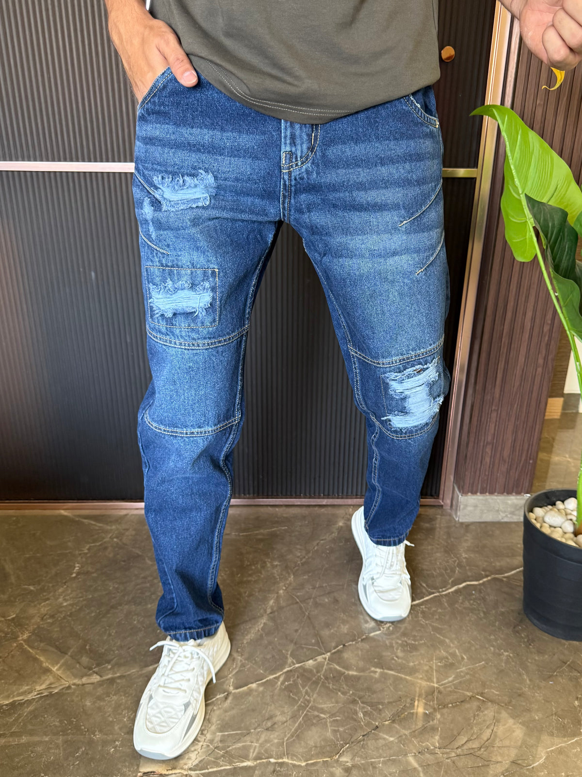 Mom Fit Biker Wornout Blue Jeans