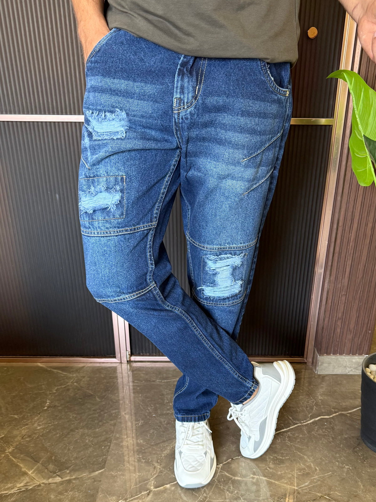 Mom Fit Biker Wornout Blue Jeans