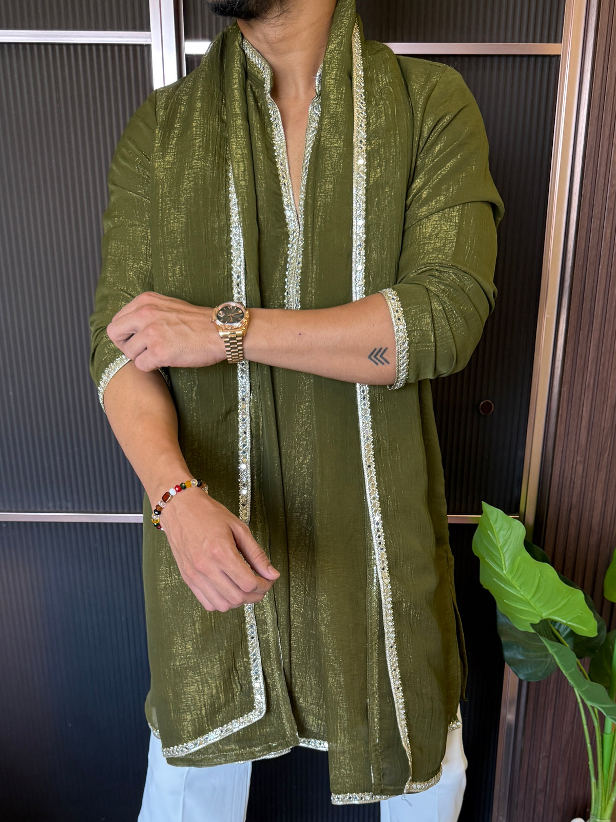 Dupatta Style V neck Green Kurta