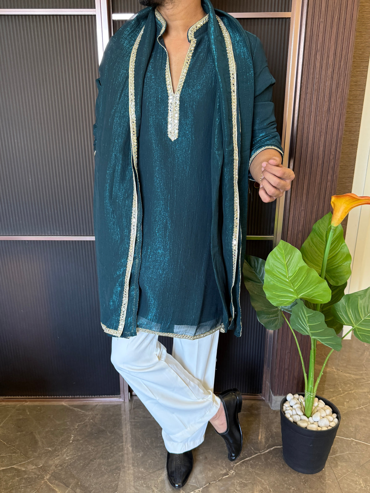 Dupatta Style V neck Blue Kurta