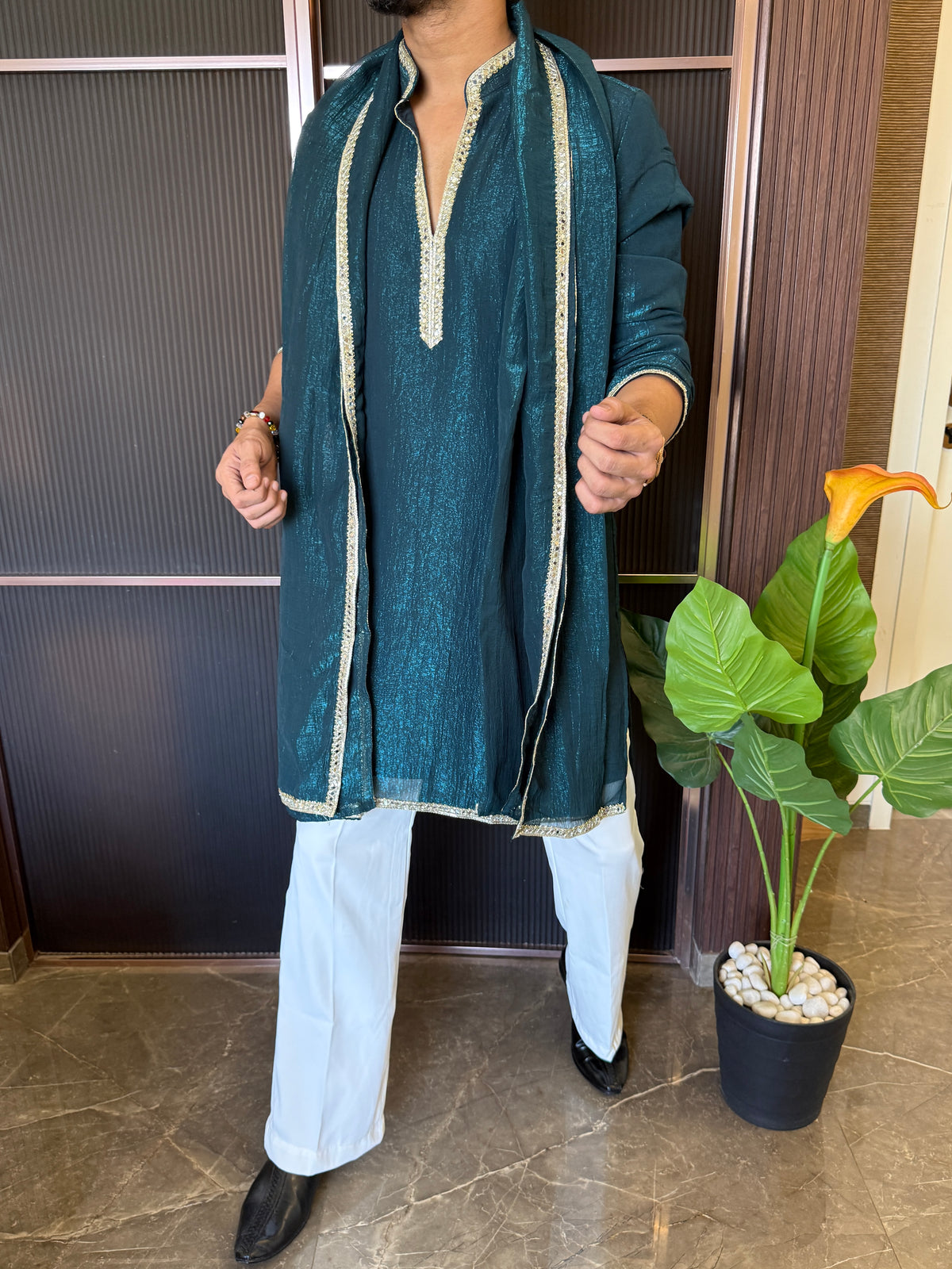 Dupatta Style V neck Blue Kurta