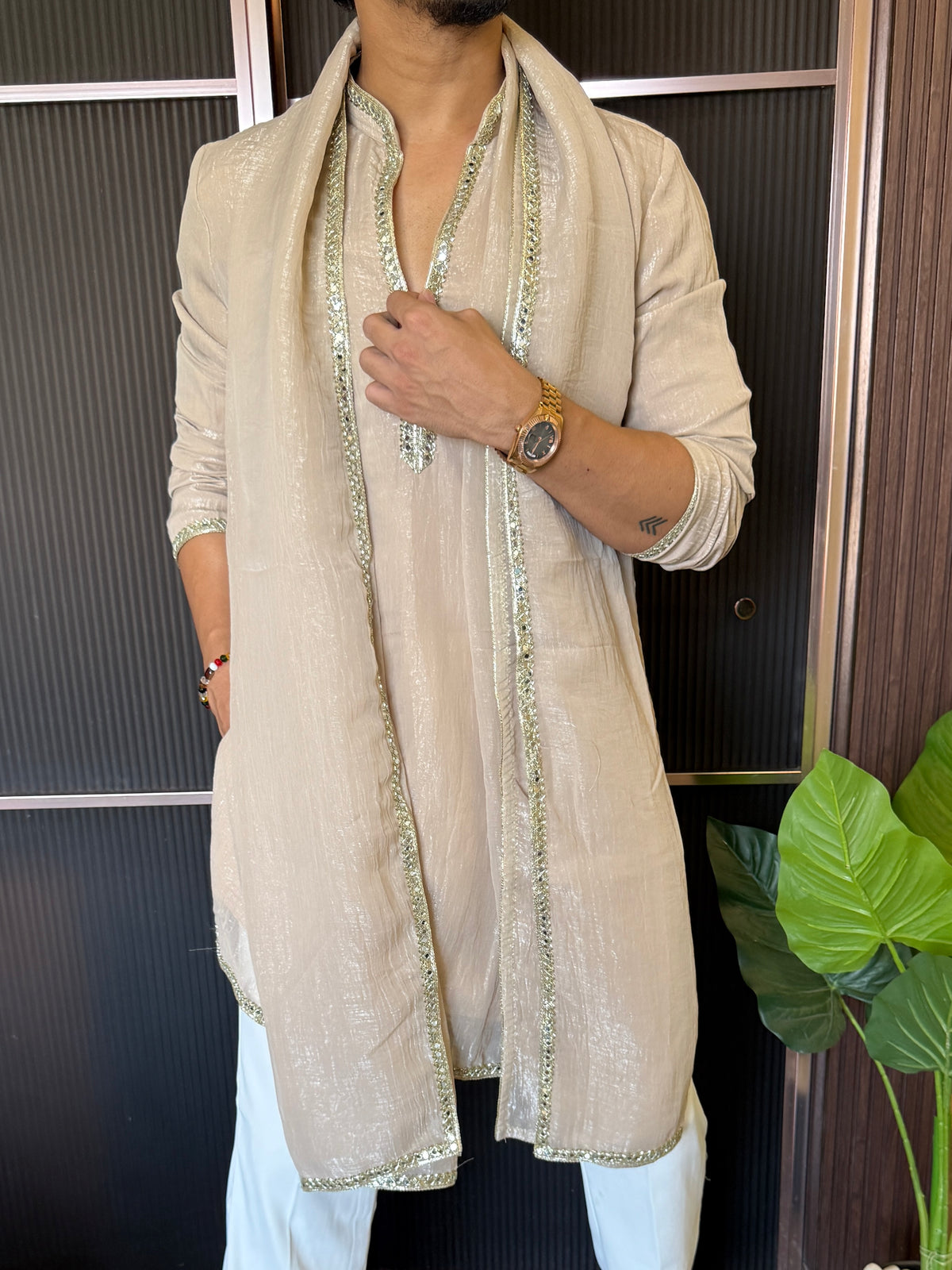 Dupatta Style V neck Sand Kurta