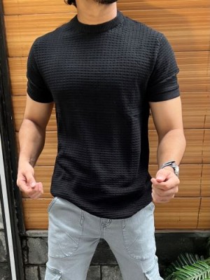                                                                                                                          Self texture Knitted Black Halfsleeves Tshirt