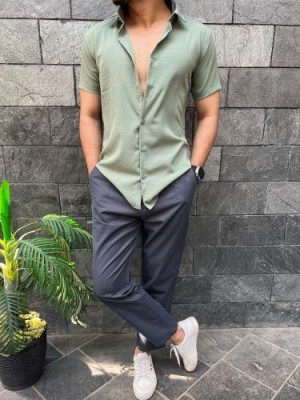                                                                                                                                                                                                                      Imported Textured Green Half Shirt